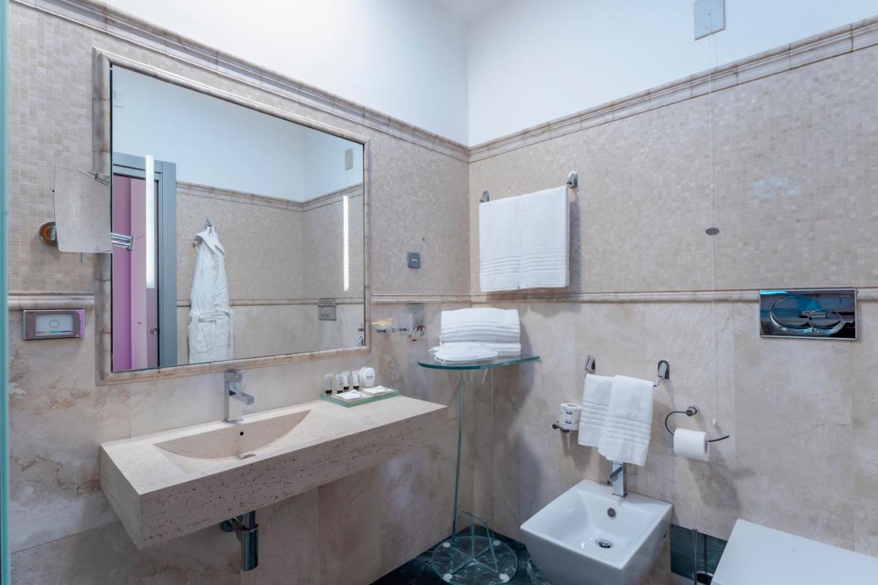 Hotel Trecento Рим Екстериор снимка